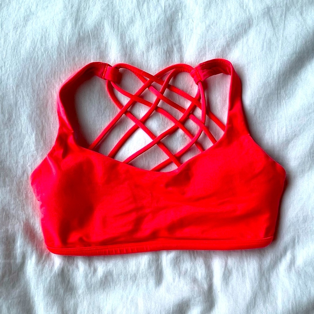 Lululemon Cross Back Sports Bra, Size 6